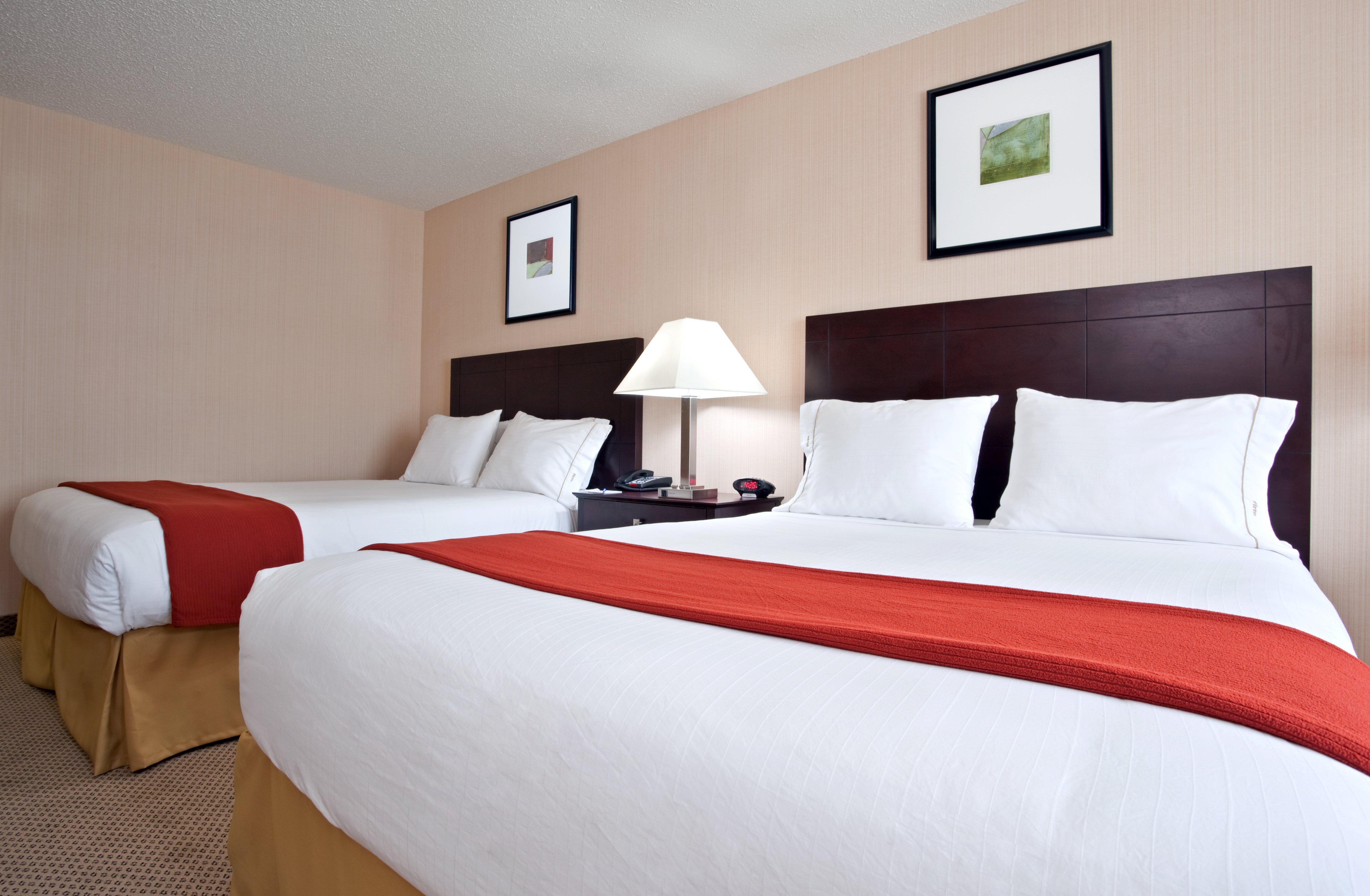 Holiday Inn Express Hotel & Suites Tipp City By Ihg Eksteriør bilde
